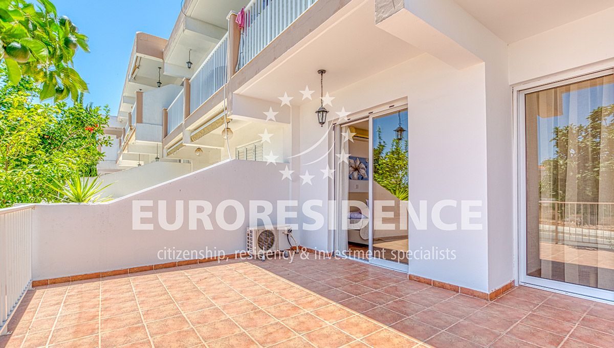 Seaview Apartment in Paralimni w/Title Deeds