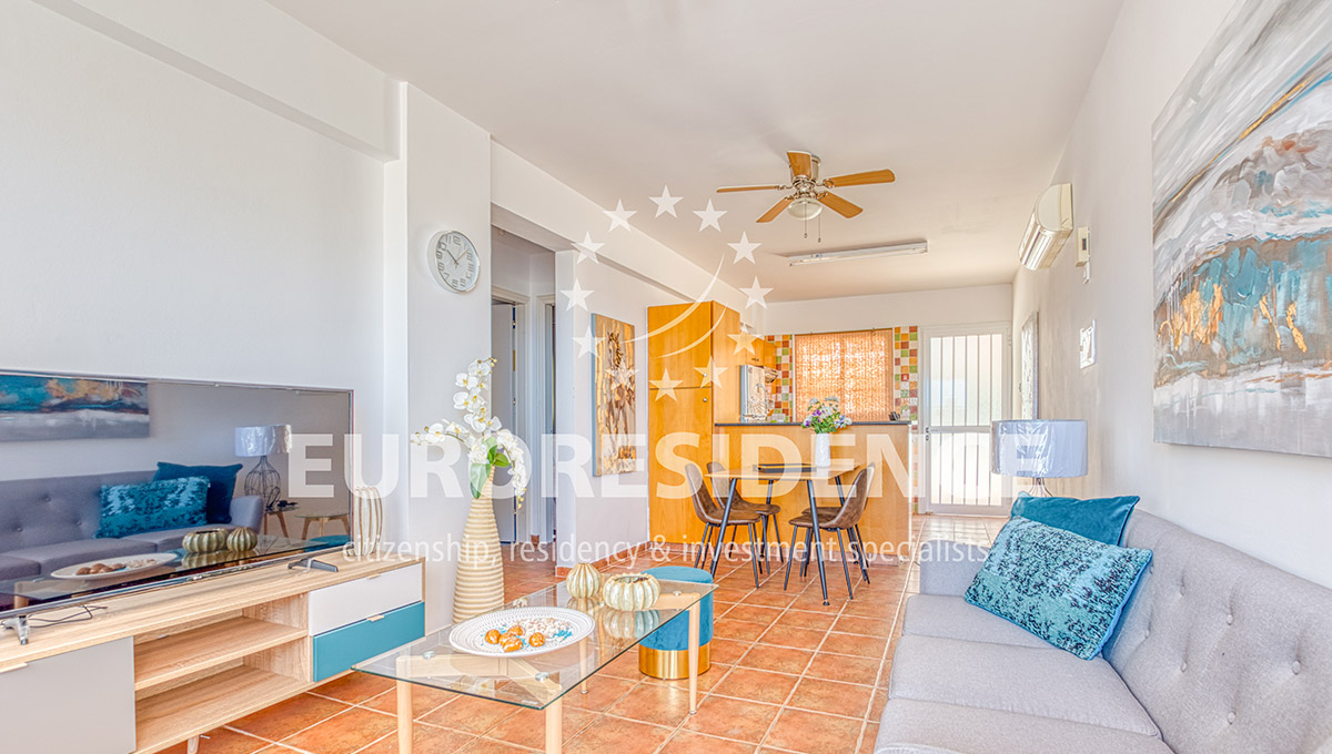 Seaview Apartment in Paralimni w/Title Deeds