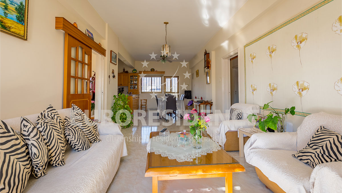 Four-Bedroom Villa in Dherynia w/Title Deeds