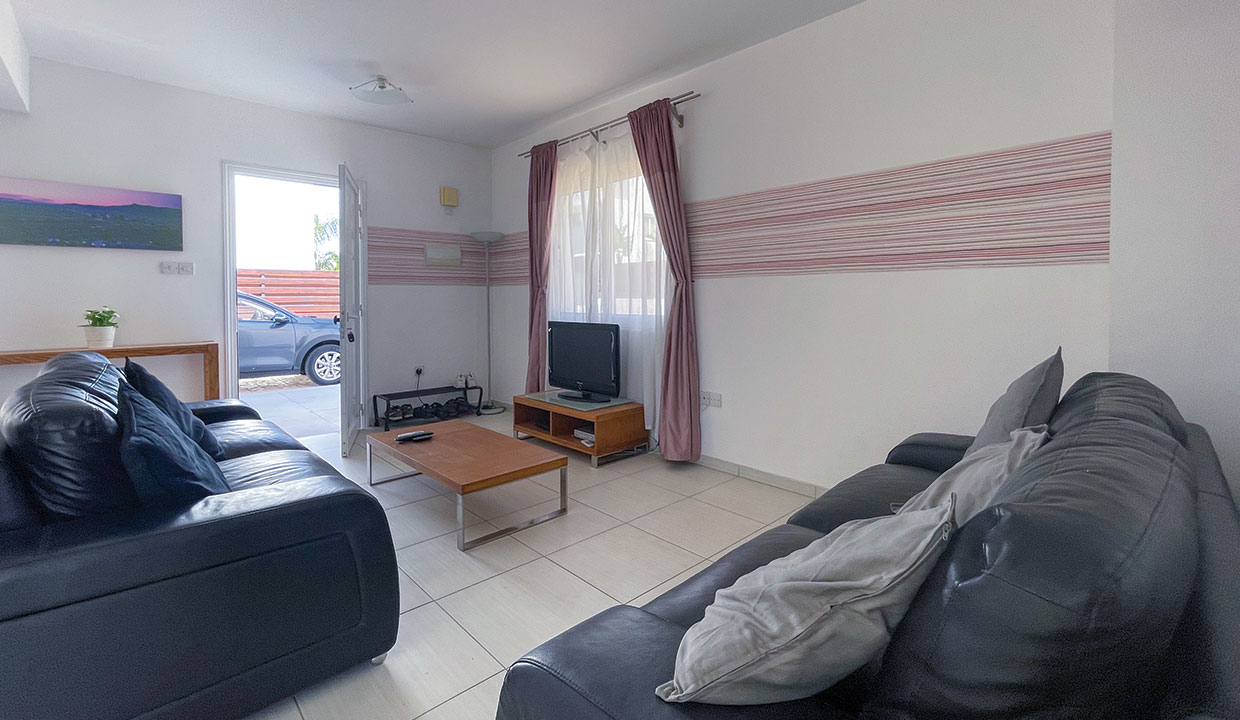Villa in Ayia Napa w/Title Deeds
