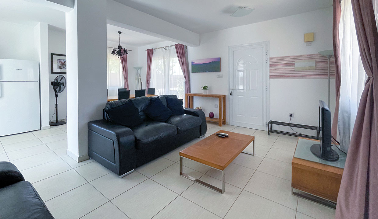 Villa in Ayia Napa w/Title Deeds