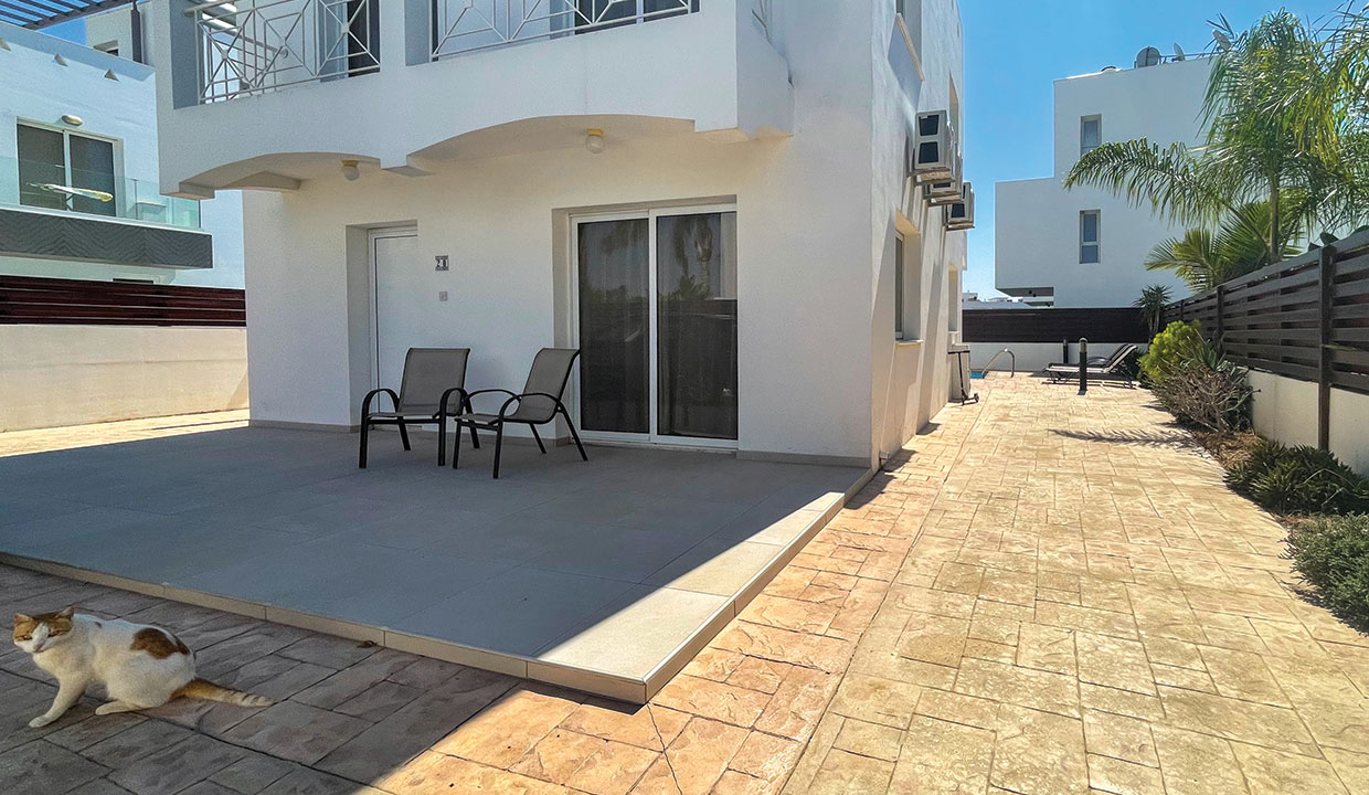Villa in Ayia Napa w/Title Deeds