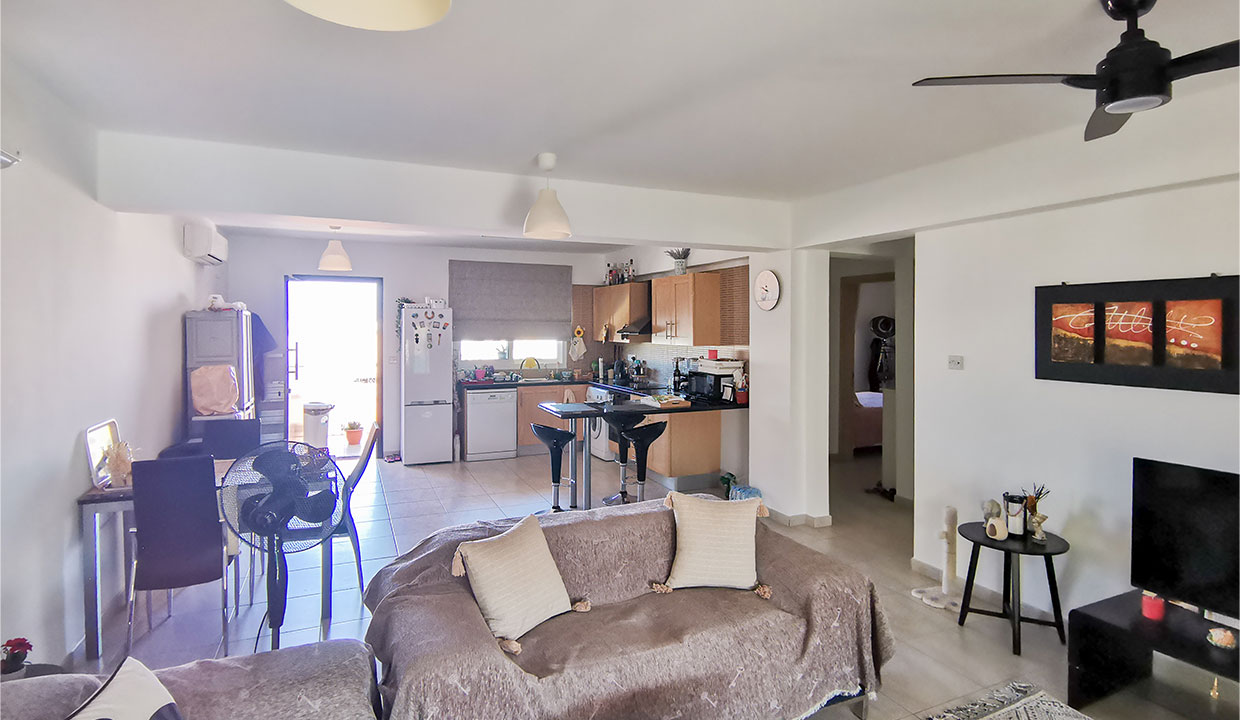 3-Bedroom Apartment in Kapparis w/Title Deeds