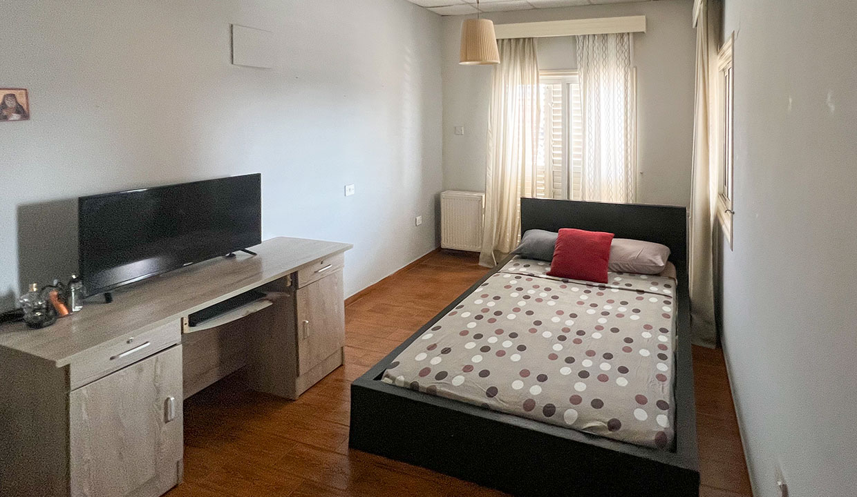 3-Bedroom House in Paralimni w/Title Deeds
