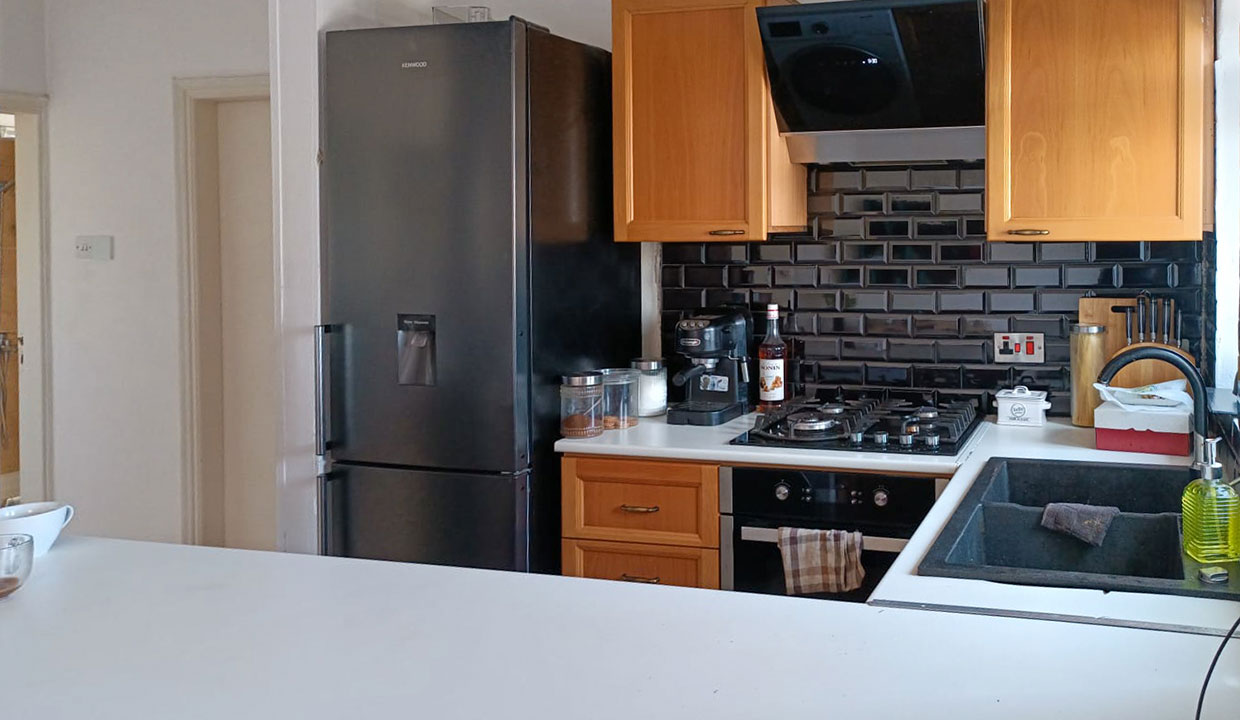 2-Bedroom Apartment in Paralimni w/Title Deeds